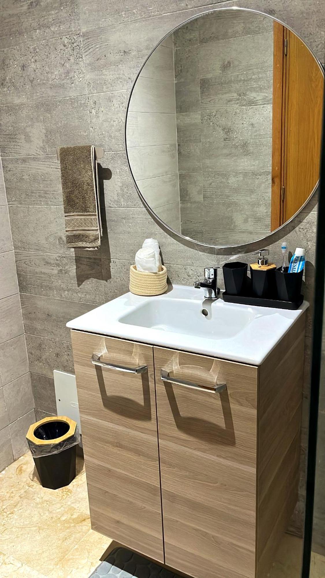 Elegant Appartement Avec Un Acces Piscine Jardin Parking Sous-Sol Et Wifi Haut Debit Fibre Optique Tanger Exteriér fotografie