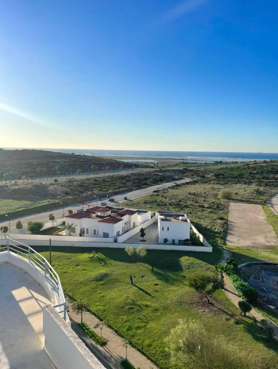 Elegant Appartement Avec Un Acces Piscine Jardin Parking Sous-Sol Et Wifi Haut Debit Fibre Optique Tanger Exteriér fotografie